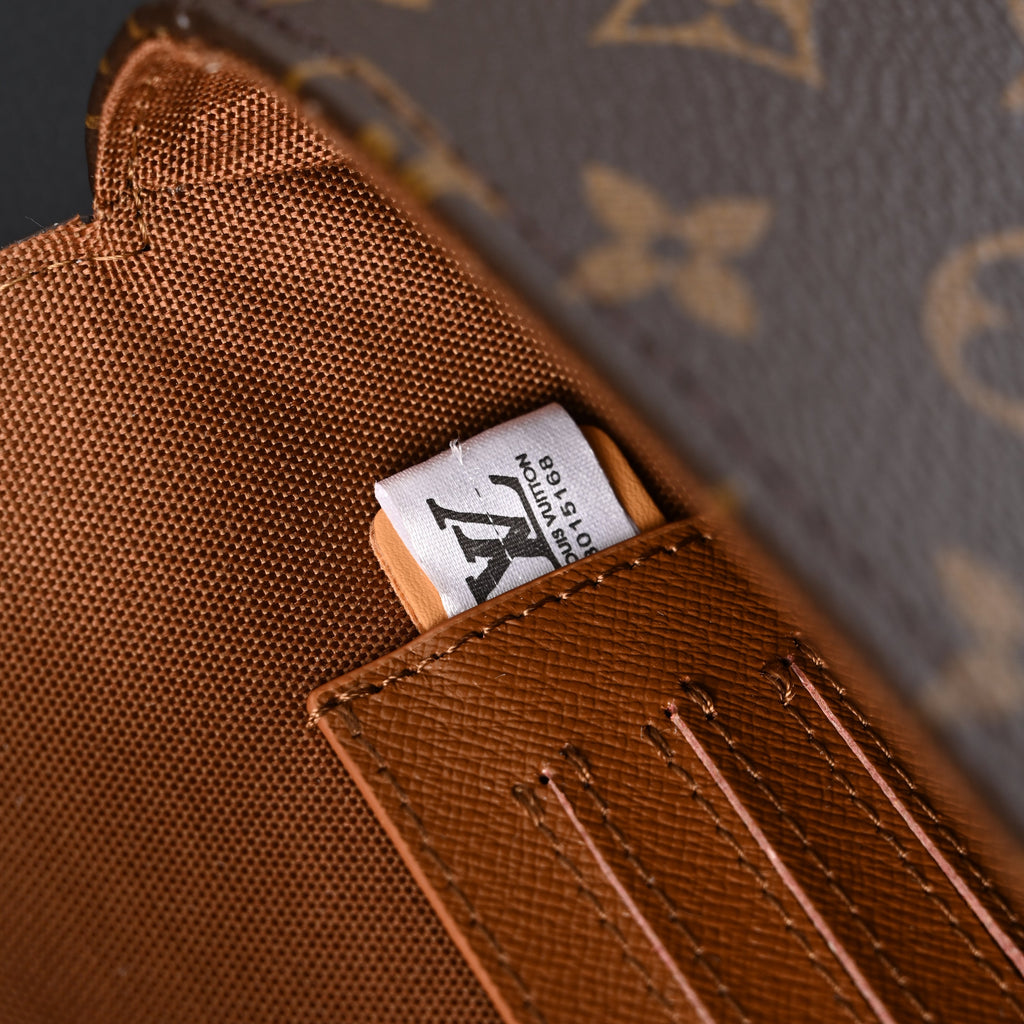 Louis Vuitton Félicie Pochette Monogram Canvas Chain Wallet — view 8