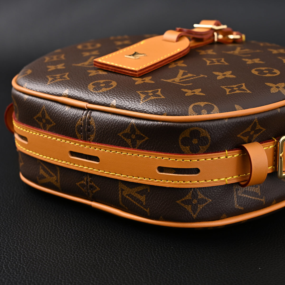 Louis Vuitton Boîte Chapeau Souple MM – Monogram Canvas Crossbody Bag — view 6