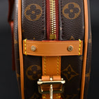Louis Vuitton Boîte Chapeau Souple MM – Monogram Canvas Crossbody Bag — view 16