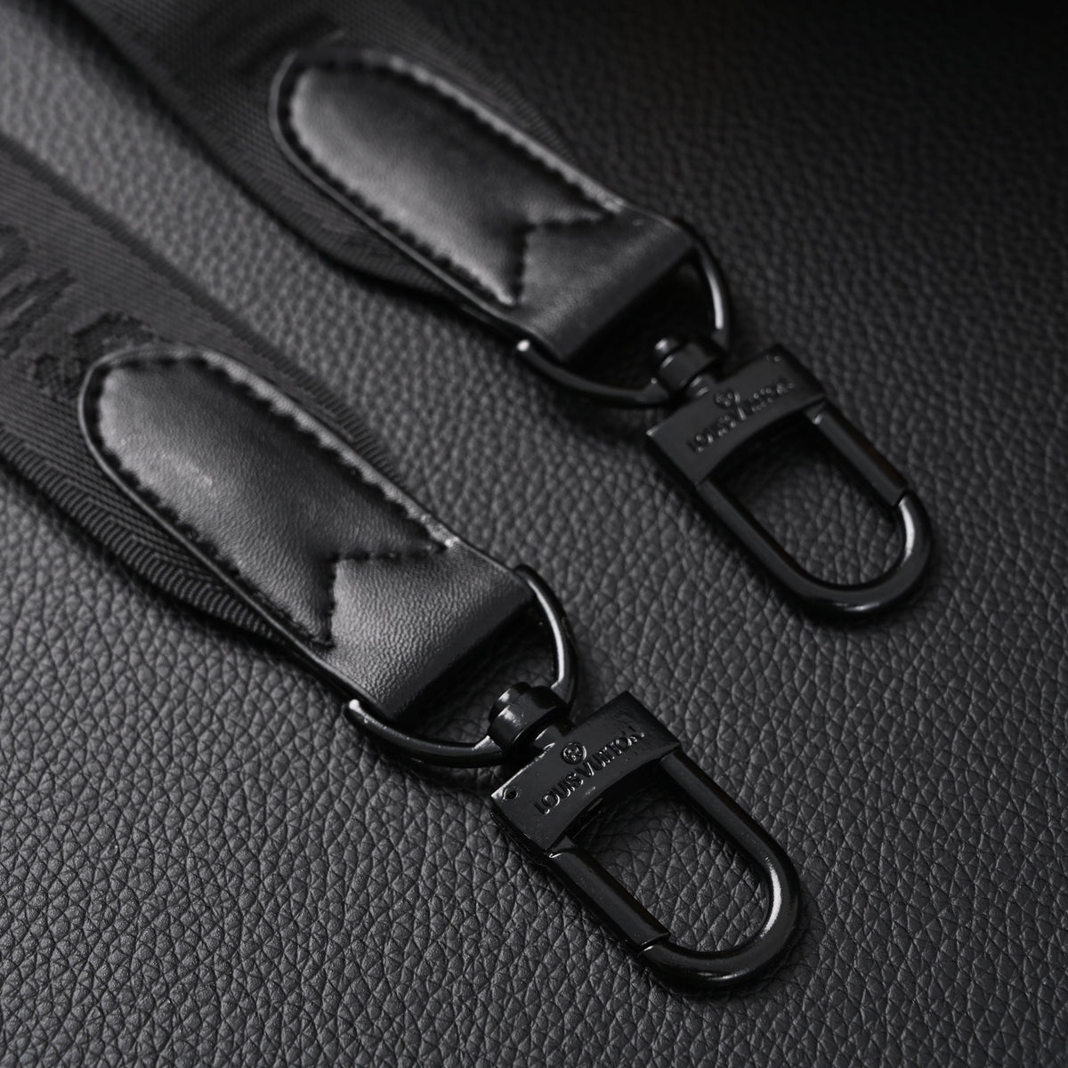 Louis Vuitton Keepall Bandoulière 50 – Monogram Canvas with Neon Orange Trim Travel Bag — view 5