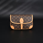 Louis Vuitton Croissant Bag Monogram Canvas — view 7