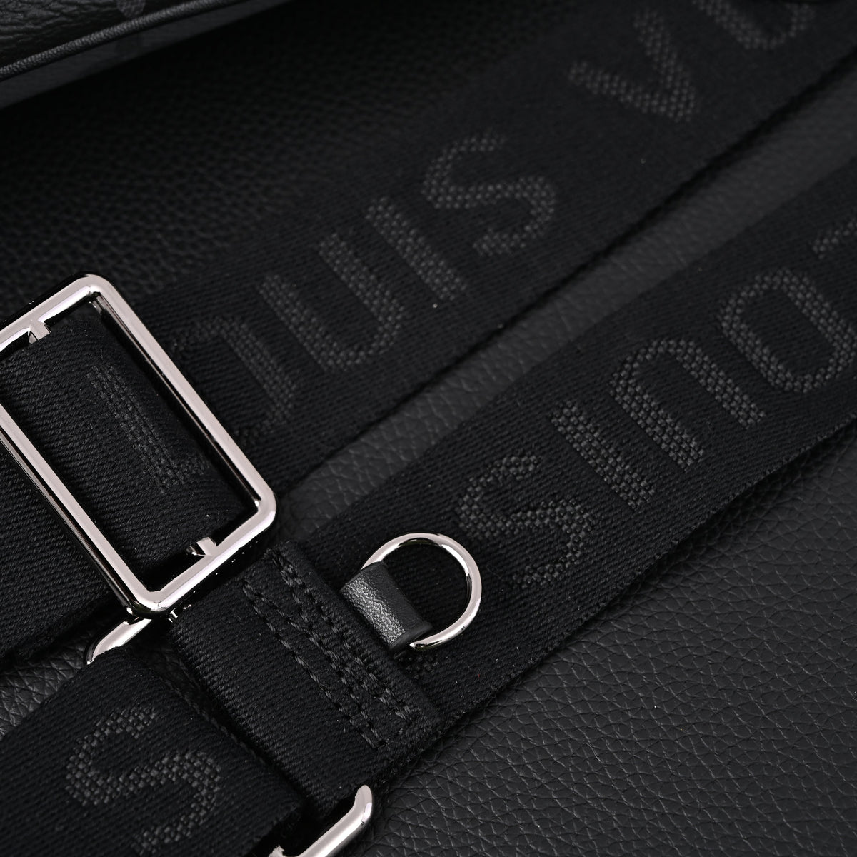 Louis Vuitton Discovery Pochette MM – Monogram Eclipse — view 10
