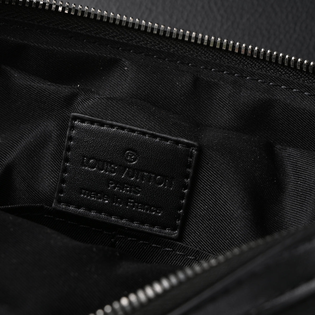 Louis Vuitton Discovery Pochette MM – Monogram Eclipse — view 11