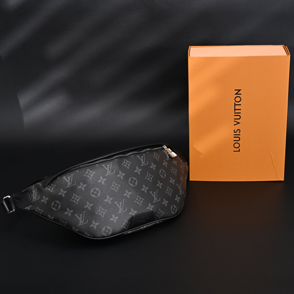 Louis Vuitton Discovery Bumbag – Monogram Eclipse — view 5
