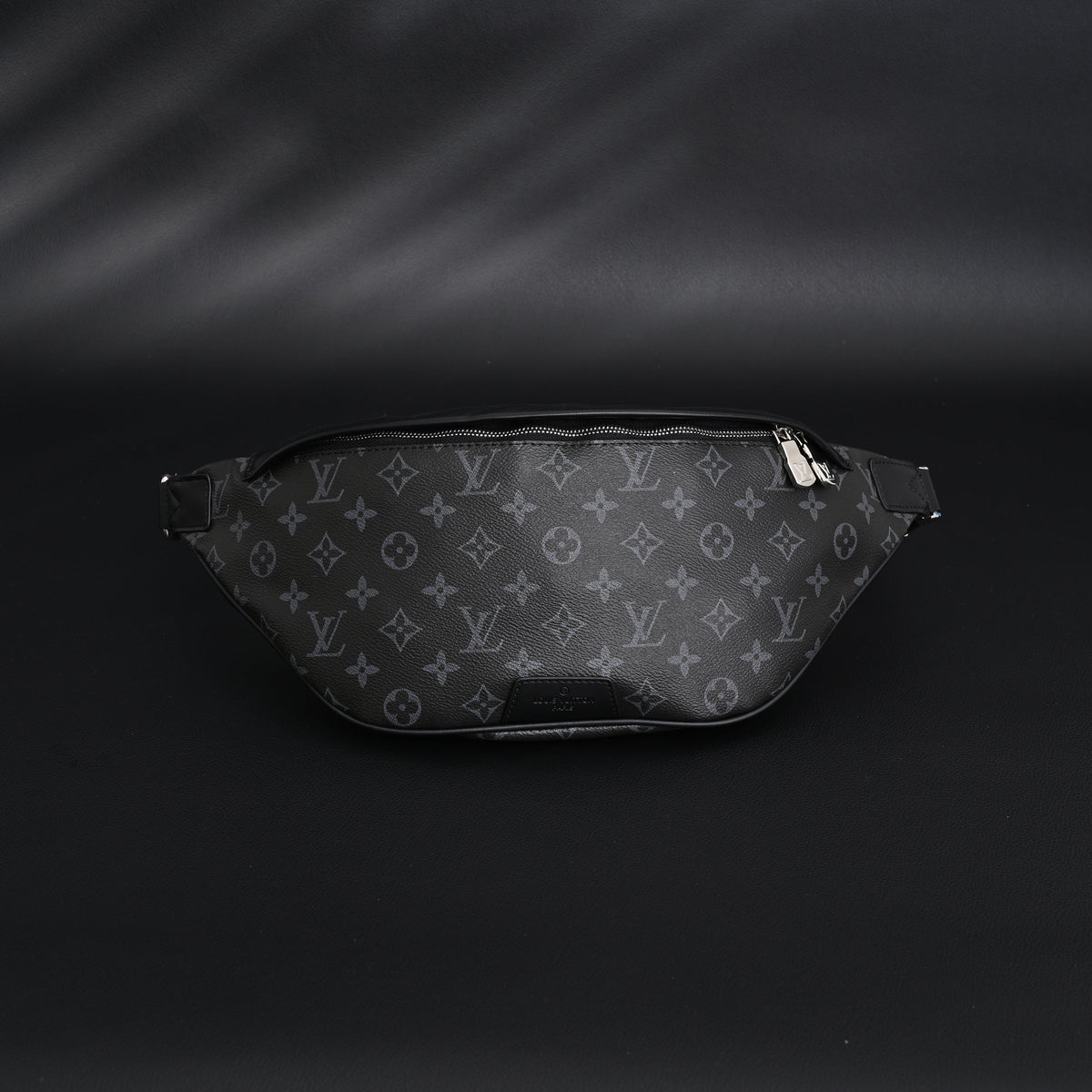 Louis Vuitton Discovery Bumbag – Monogram Eclipse — view 7