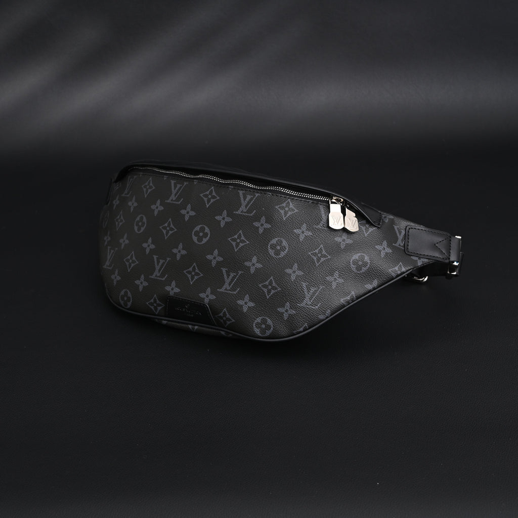 Louis Vuitton Discovery Bumbag – Monogram Eclipse — view 1
