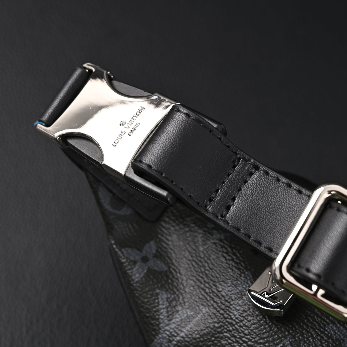 Louis Vuitton Discovery Bumbag – Monogram Eclipse — view 13