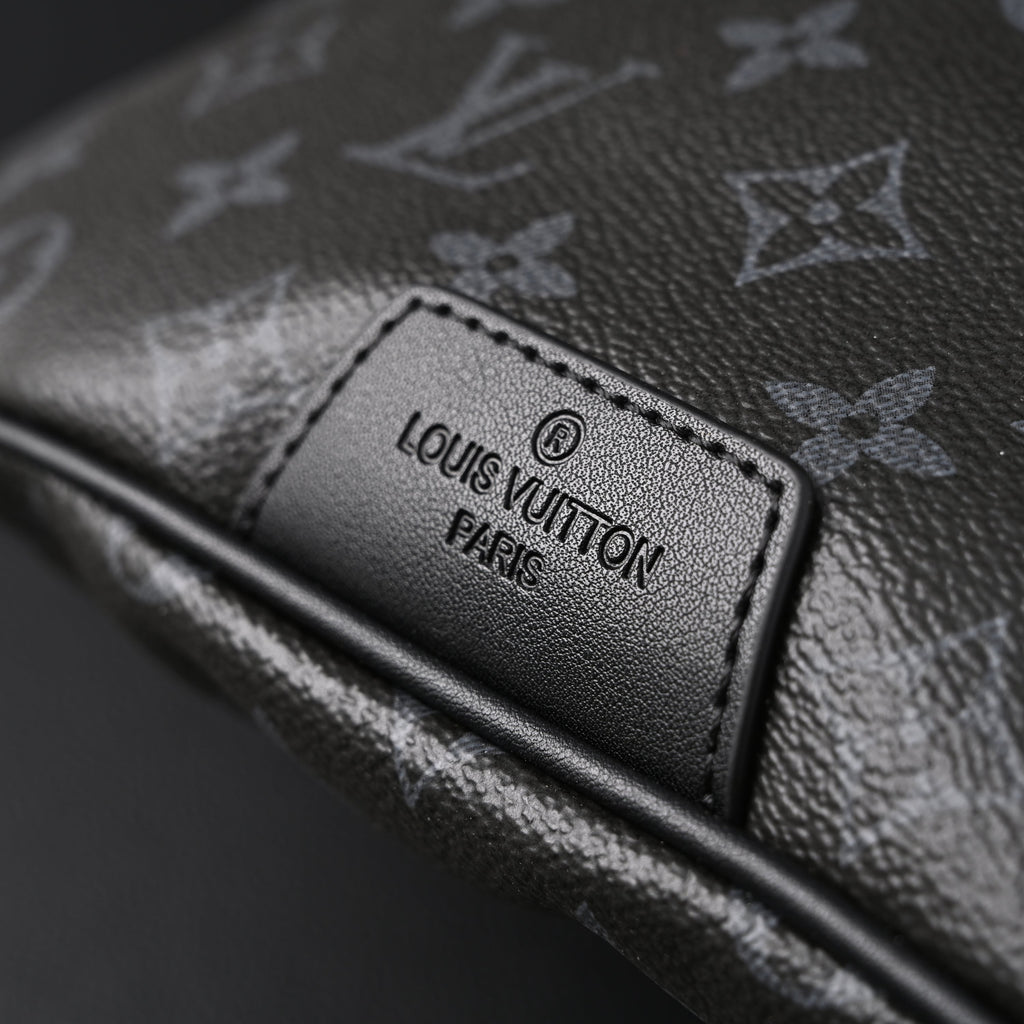 Louis Vuitton Discovery Bumbag – Monogram Eclipse — view 4
