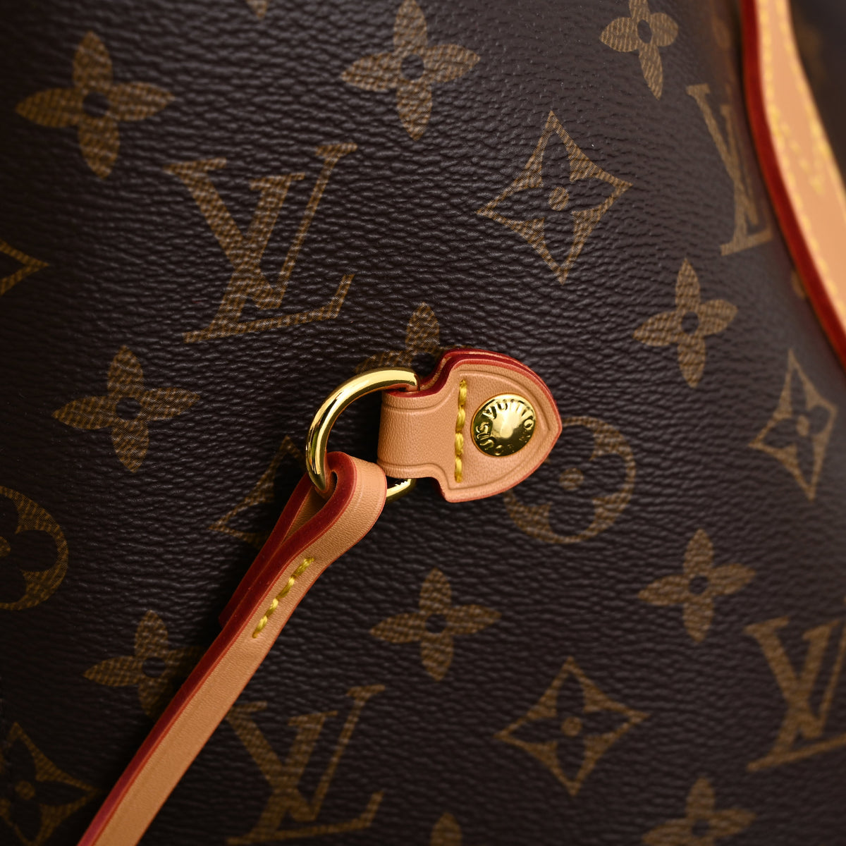 Louis Vuitton Neverfull MM Tote Bag – Monogram Canvas with Red Interior — view 7
