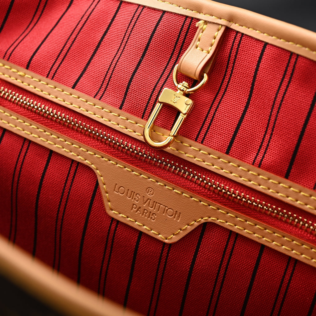 Louis Vuitton Neverfull MM Tote Bag – Monogram Canvas with Red Interior — view 8