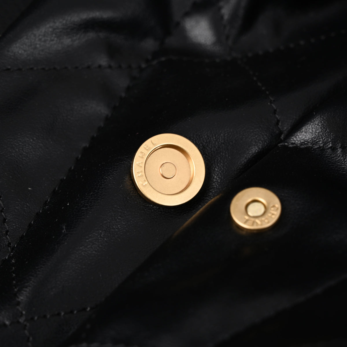 Chanel 19 Flap Bag – Black Quilted Lambskin with Gold & Ruthenium Hardware — view 7