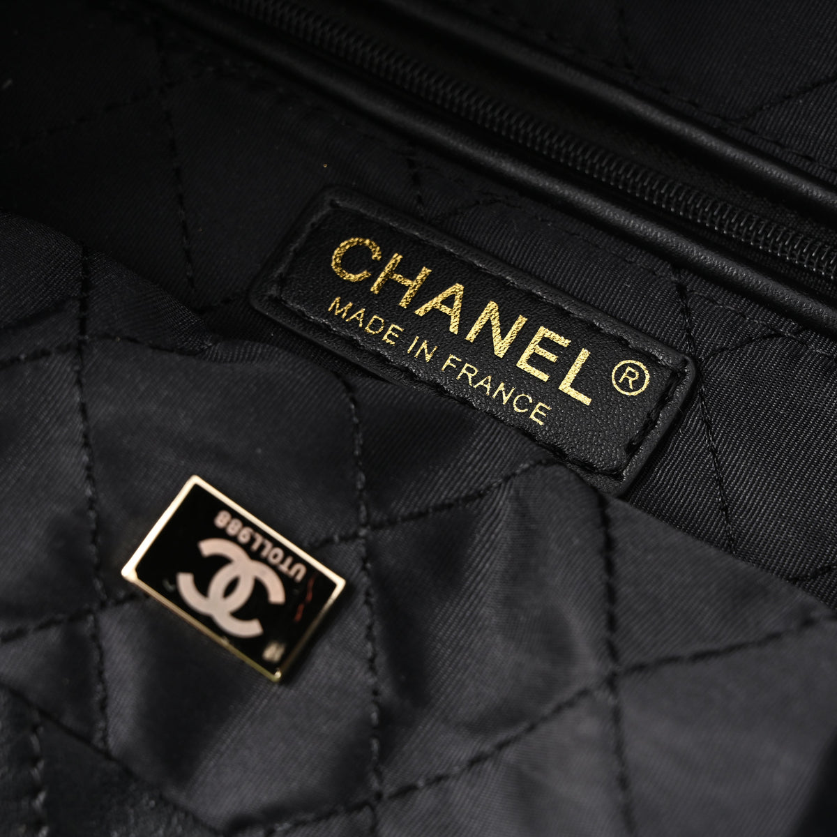 Chanel 19 Flap Bag – Black Quilted Lambskin with Gold & Ruthenium Hardware — view 14