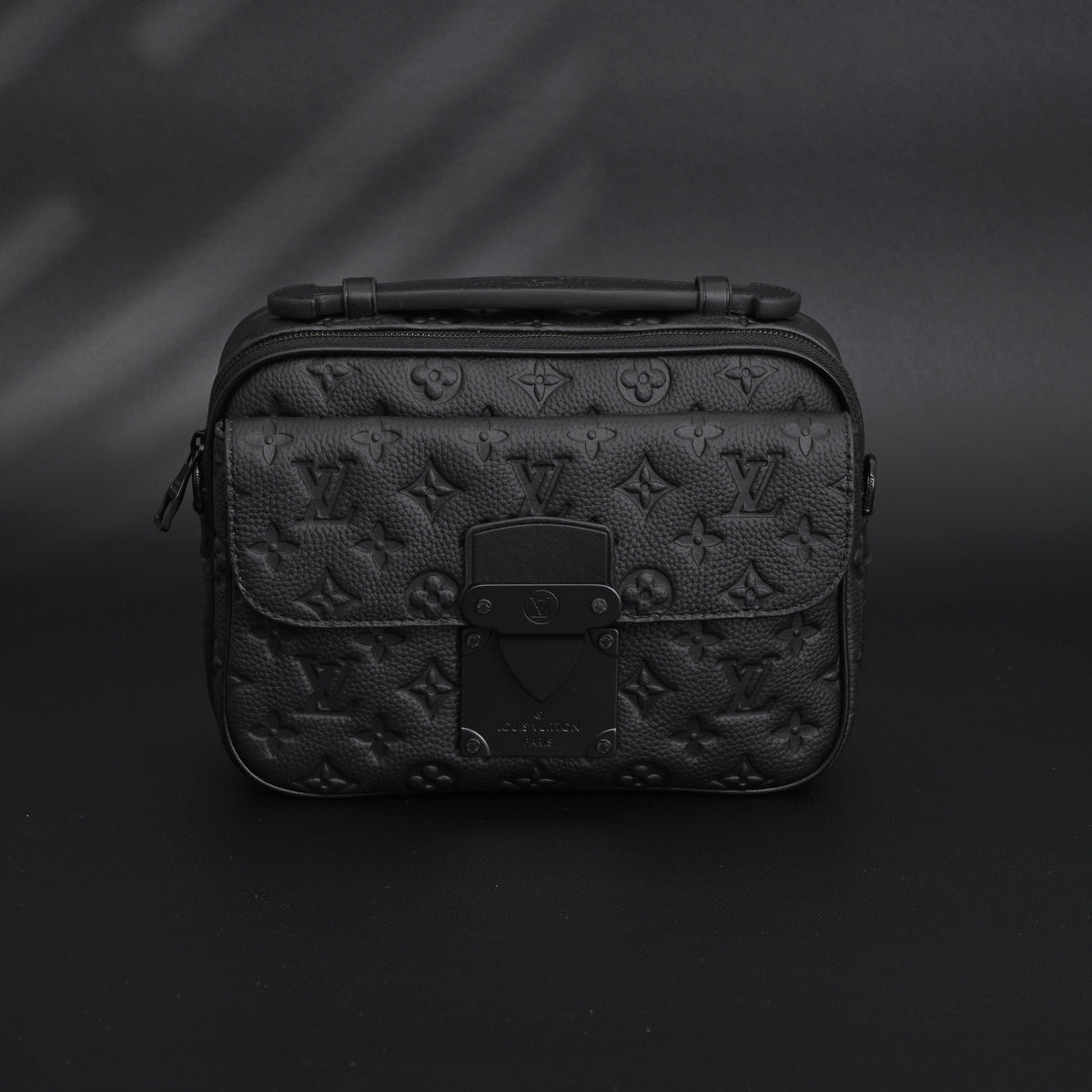 Louis Vuitton Capucines BB Top Handle Bag – Black Taurillon Leather - Classic Black — view 16