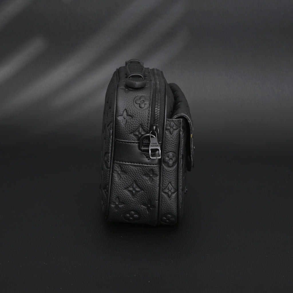 Louis Vuitton Capucines BB Top Handle Bag – Black Taurillon Leather - Classic Black — view 2