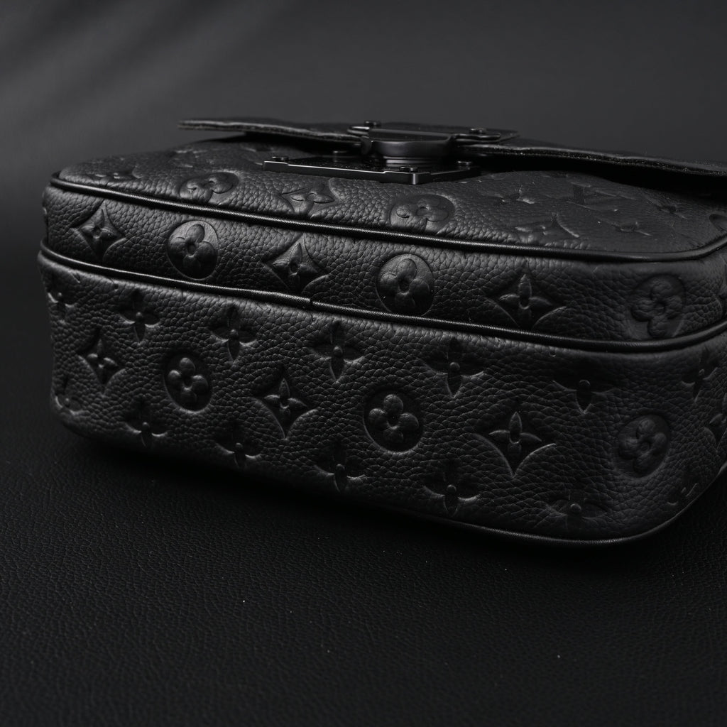 Louis Vuitton Capucines BB Top Handle Bag – Black Taurillon Leather - Classic Black — view 6