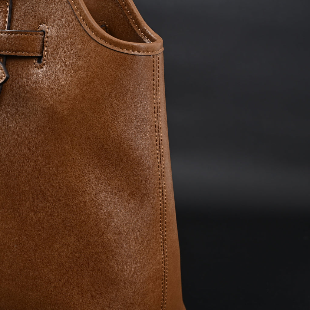 Miu Miu Leather Tote Bag – Elegant Caramel Brown — view 11