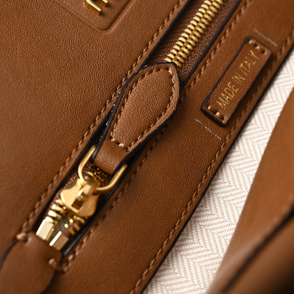 Miu Miu Leather Tote Bag – Elegant Caramel Brown — view 18