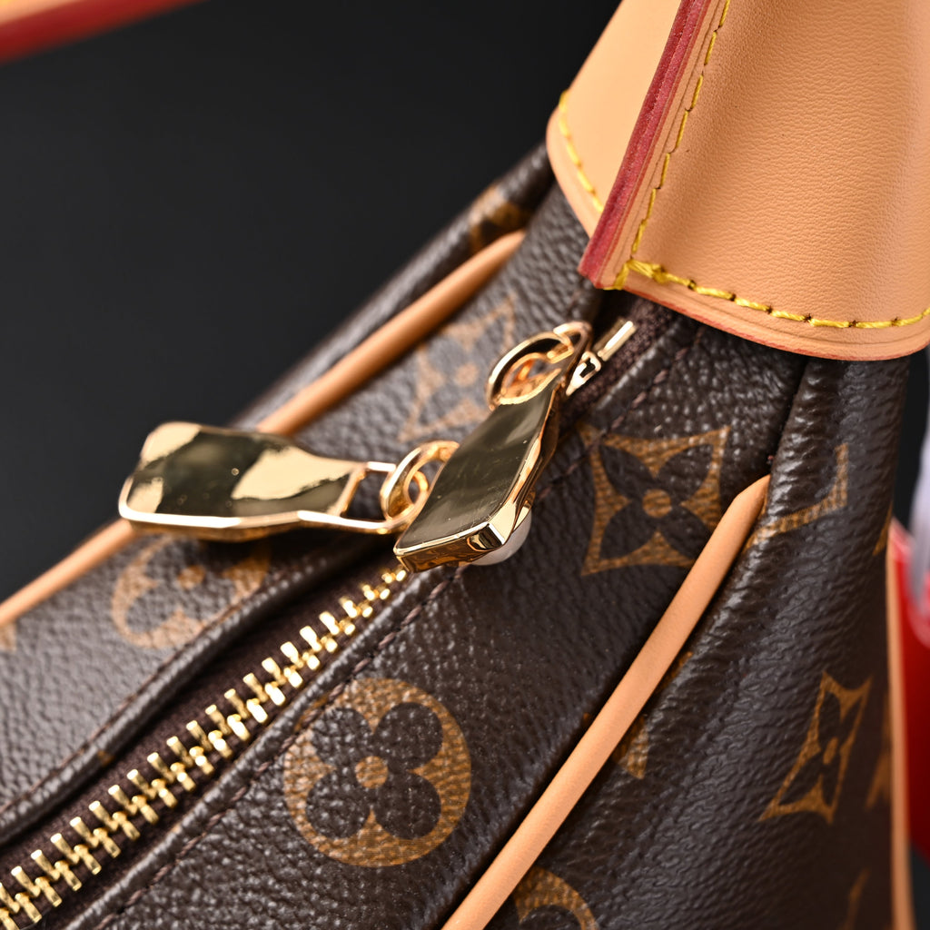 Louis Vuitton Monogram Canvas Graceful MM Shoulder Bag — view 14