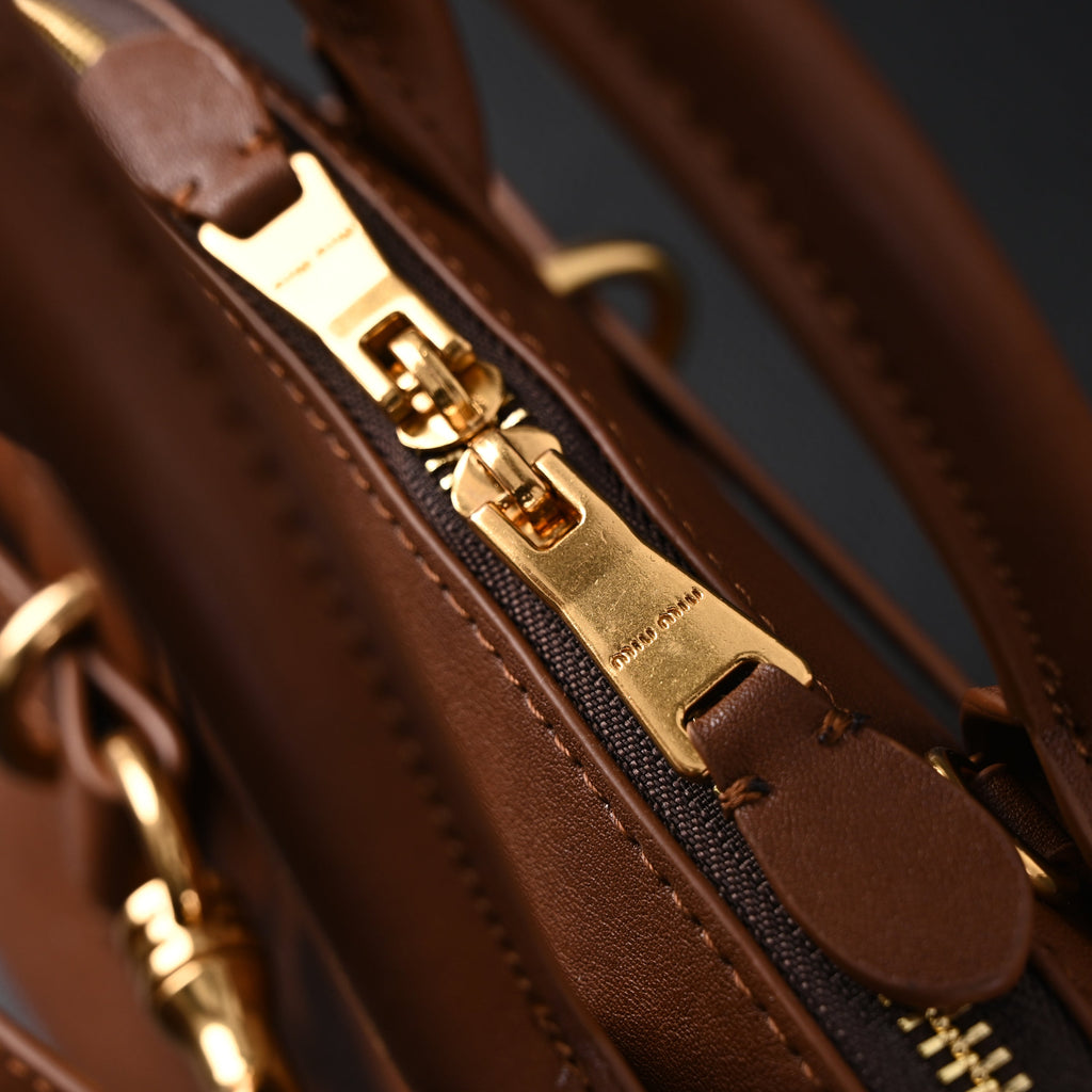 Gucci Horsebit 1955 Brown Leather Top Handle Bag - Classic Brown with Rich Texture — view 8