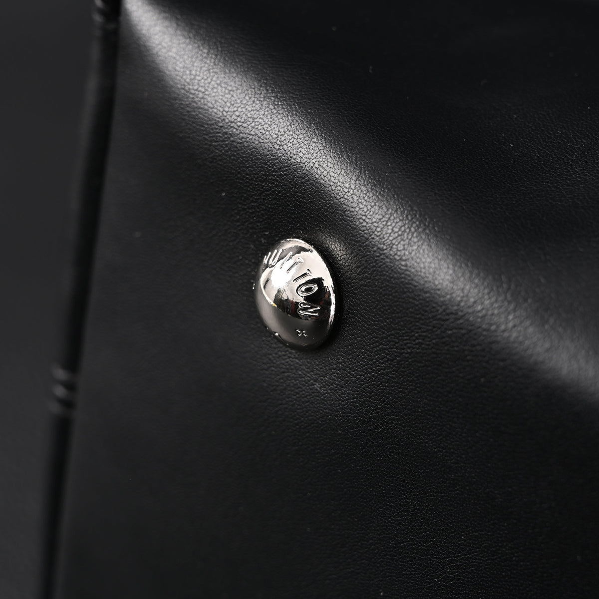 Louis Vuitton Montaigne Black Mahina Leather Shoulder Bag — view 17