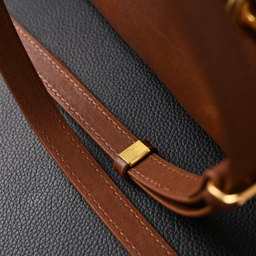 Gucci Horsebit 1955 Brown Leather Top Handle Bag - Classic Brown with Rich Texture — view 13