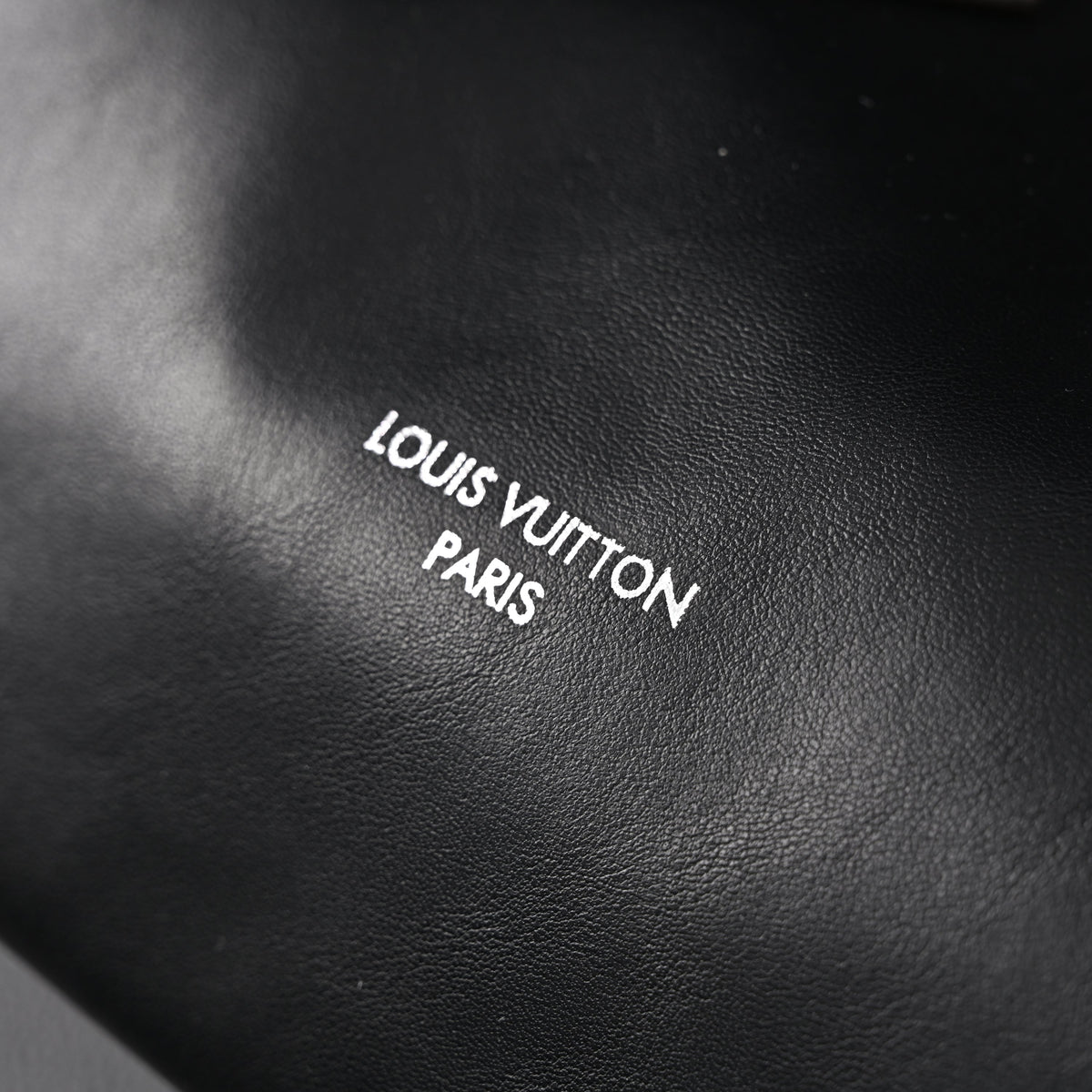 Louis Vuitton Montaigne Black Mahina Leather Shoulder Bag — view 20