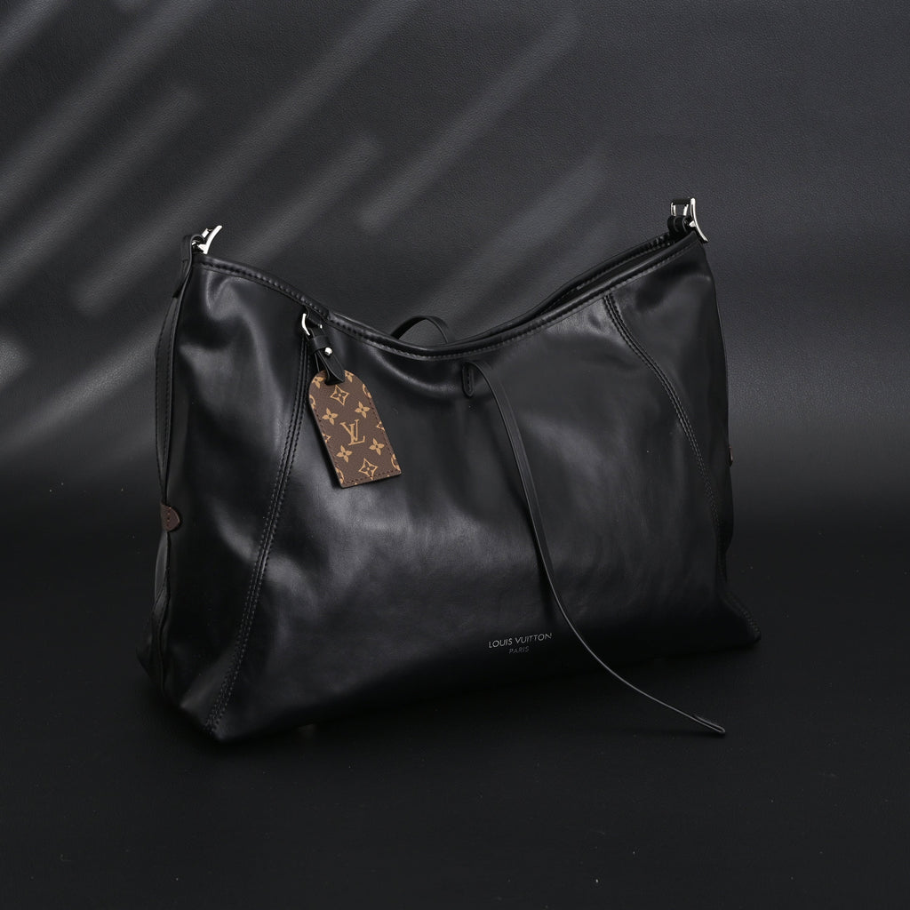 Louis Vuitton Graceful MM Black Monogram Hobo Bag — view 4