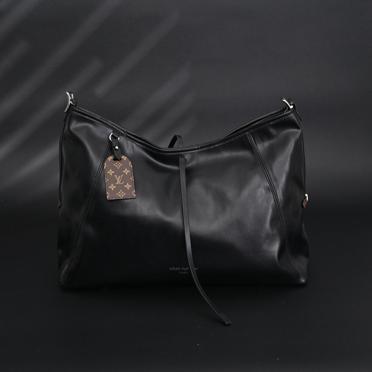 Louis Vuitton Graceful MM Black Monogram Hobo Bag — view 5