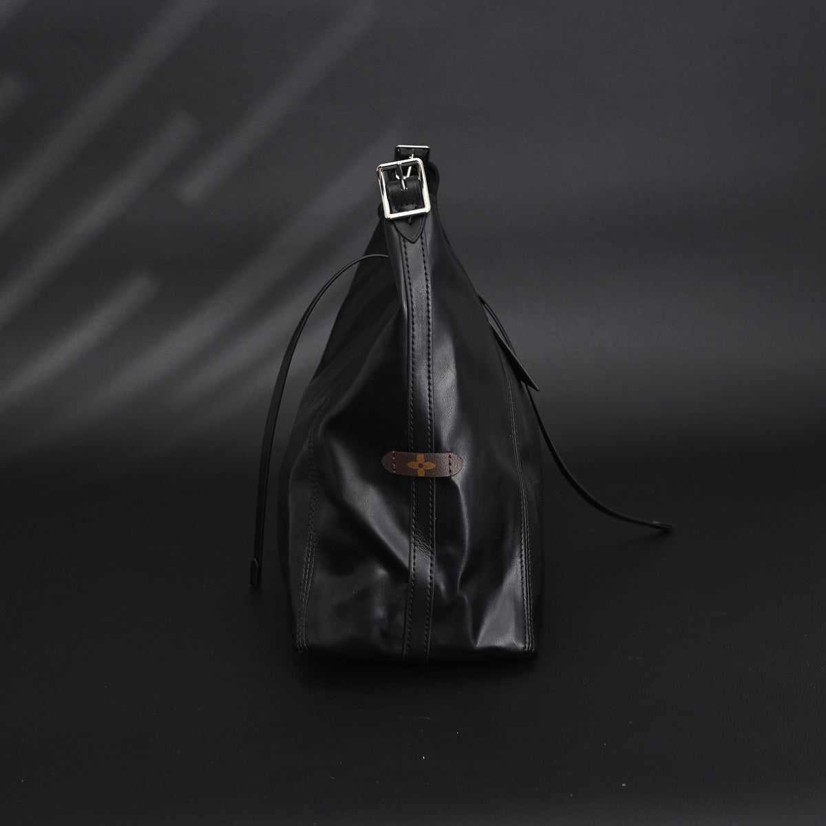 Louis Vuitton Graceful MM Black Monogram Hobo Bag — view 6