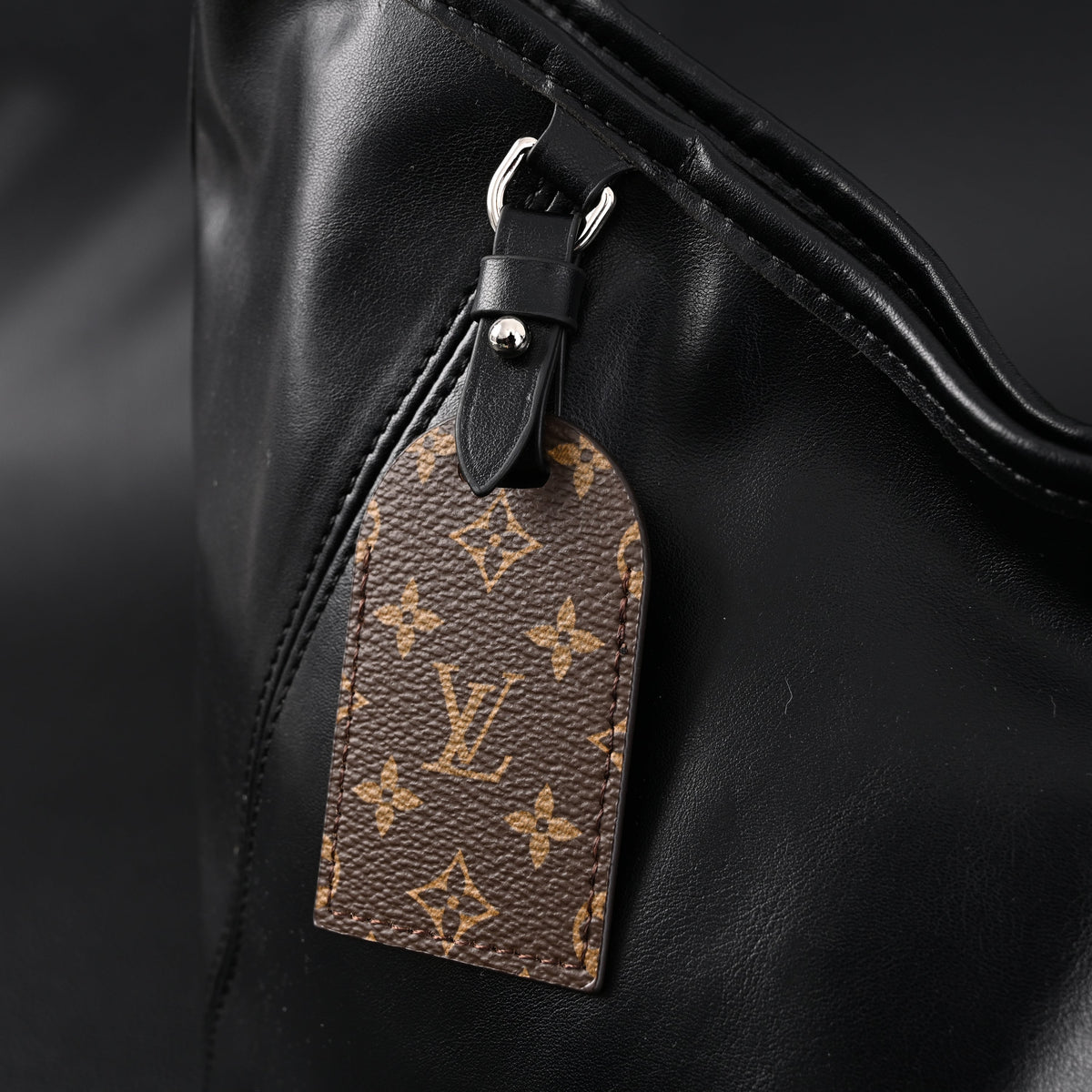 Louis Vuitton Black Mahina Leather Hobo Shoulder Bag — view 6
