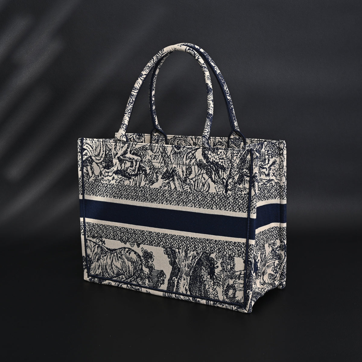 Dior Book Tote Bag – Blue Toile De Jouy Embroidery - Blue with Toile De Jouy Pattern — view 15