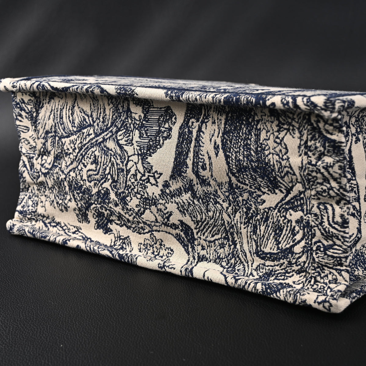 Dior Book Tote Bag – Blue Toile De Jouy Embroidery - Blue with Toile De Jouy Pattern — view 13
