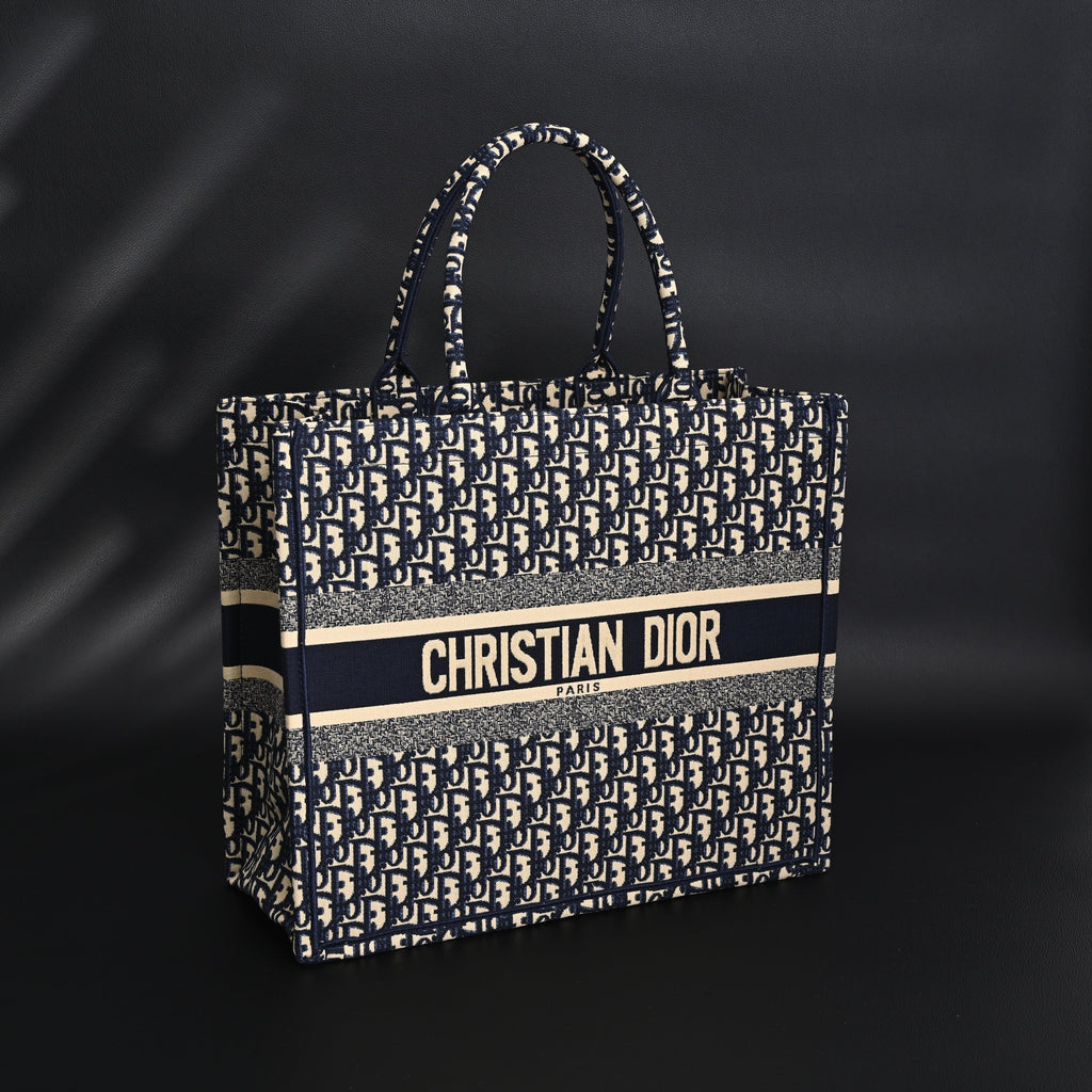 Christian Dior Large Book Tote – Blue Oblique Embroidery - Navy Blue — view 15