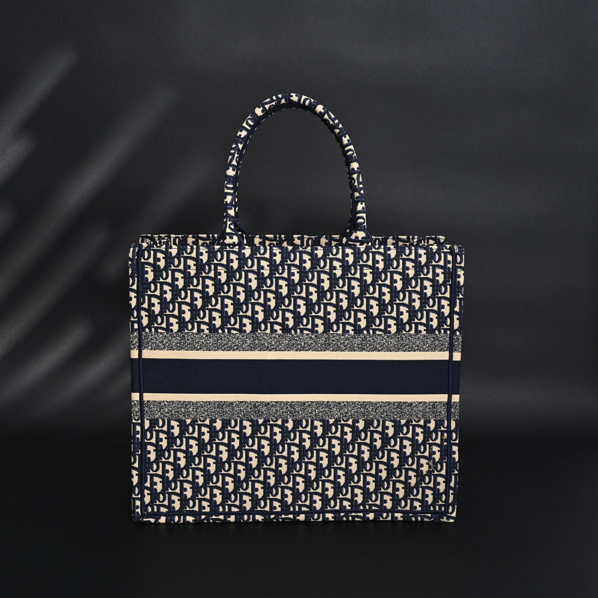 Christian Dior Large Book Tote – Blue Oblique Embroidery - Navy Blue — view 2