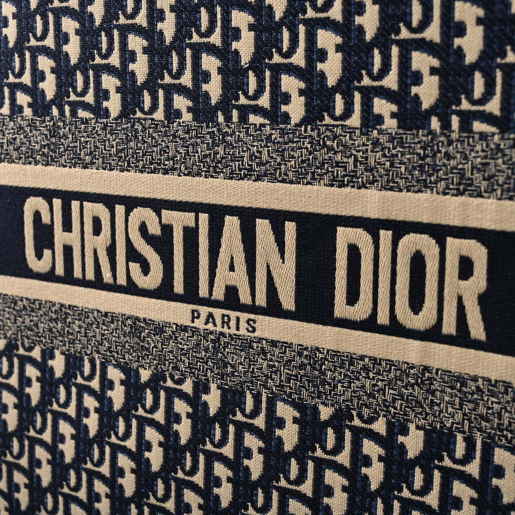 Christian Dior Large Book Tote – Blue Oblique Embroidery - Navy Blue — view 7