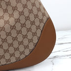 Gucci B Large Shoulder Bag — view 4