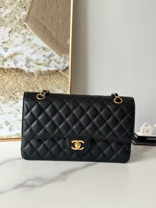 Chanel Classic Flap Bag Medium Gold Hardware — view 1