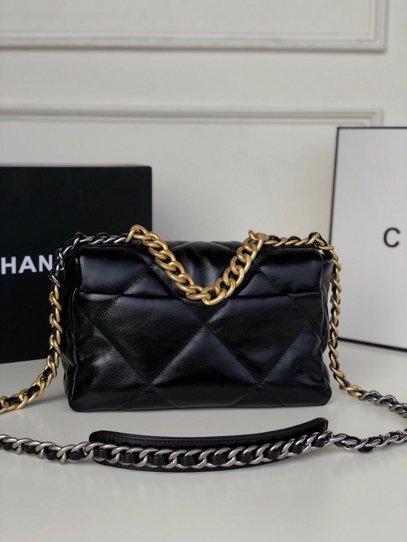 Chanel 19 Large Flap Bag Black — view 5