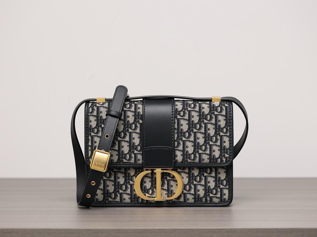 Dior 30 Montaigne Bag Oblique Blue Jacquard — view 2