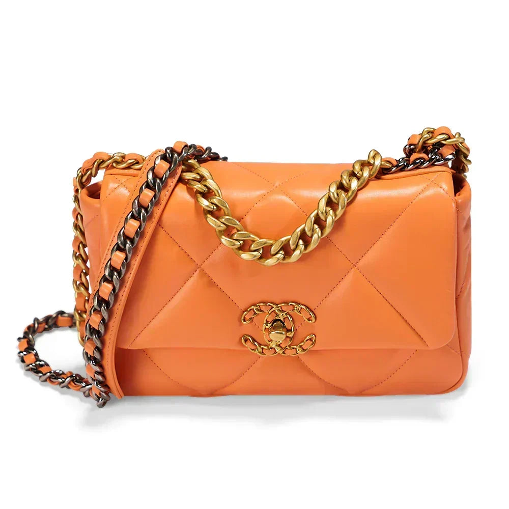 Chanel 19 Flap Bag Orange — view 1