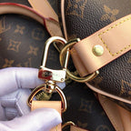 LV Keepall Bandoulière 55 Travel Bag — view 6