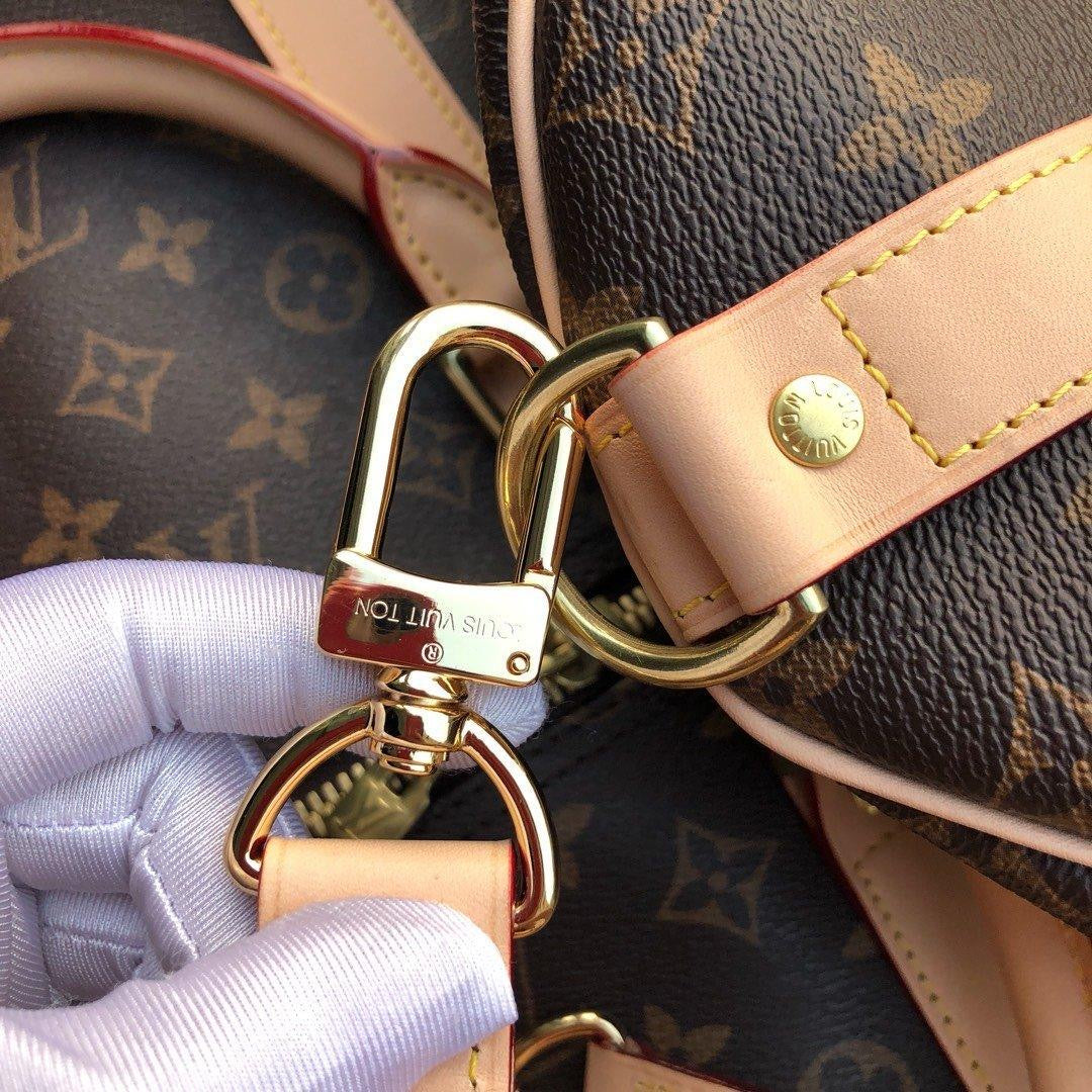 LV Keepall Bandoulière 55 Travel Bag — view 6