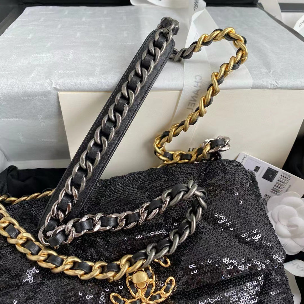 Chanel Sequin 19 Flap Bag Black — view 5