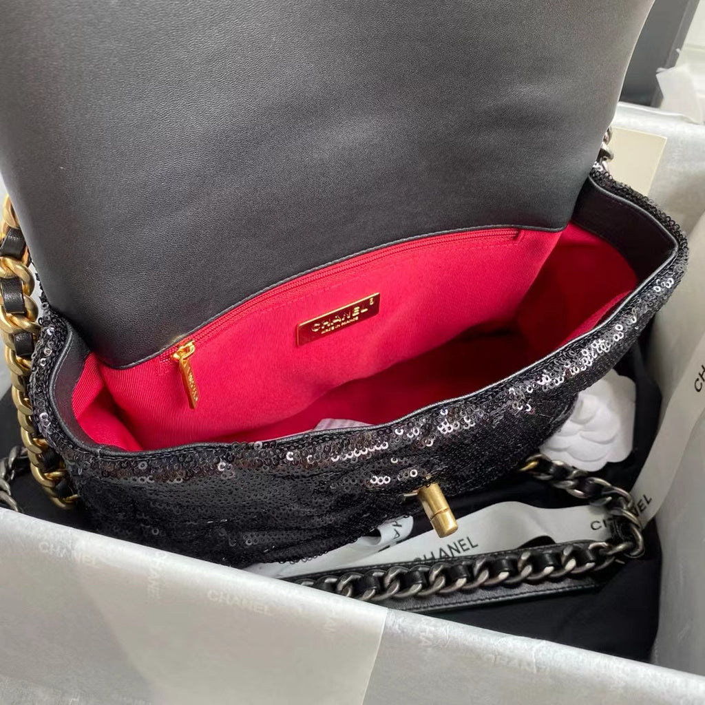 Chanel Sequin 19 Flap Bag Black — view 8
