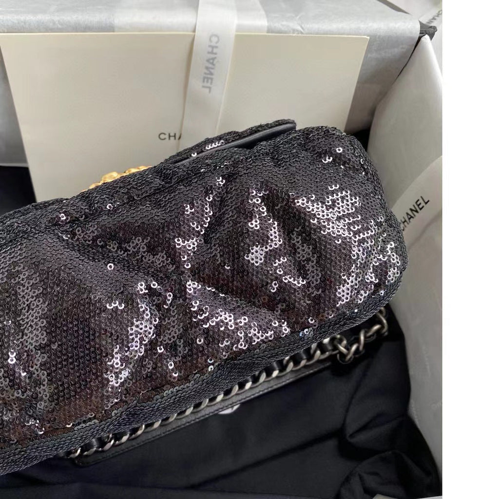 Chanel Sequin 19 Flap Bag Black — view 6