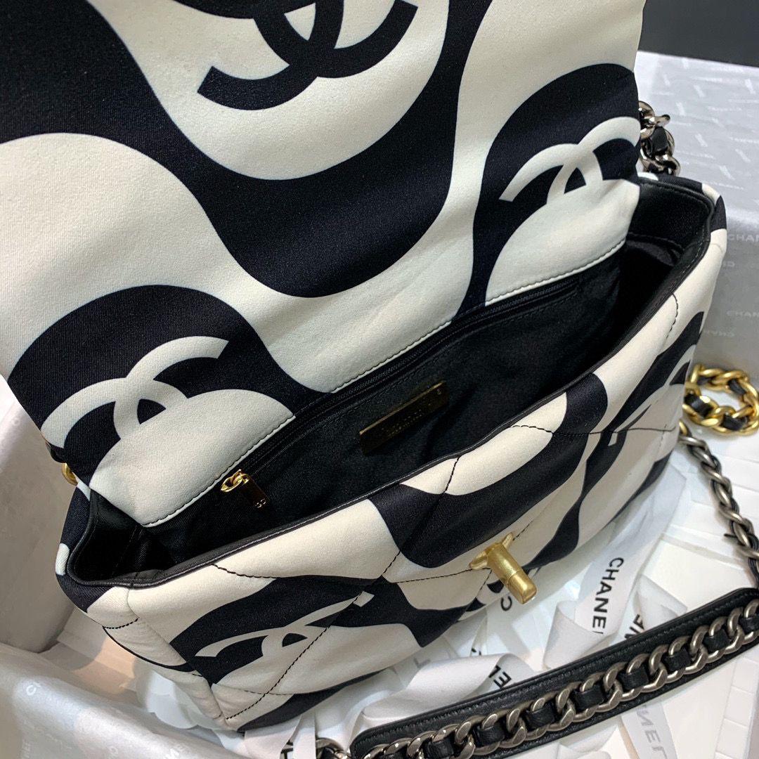 Chanel 19 Flap Bag Medium Black Ecru - Ecru and Black — view 12
