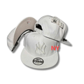 New York Yankees All-White with Embroidered Logo and Minimalist Design - Snapback Cap — view 1