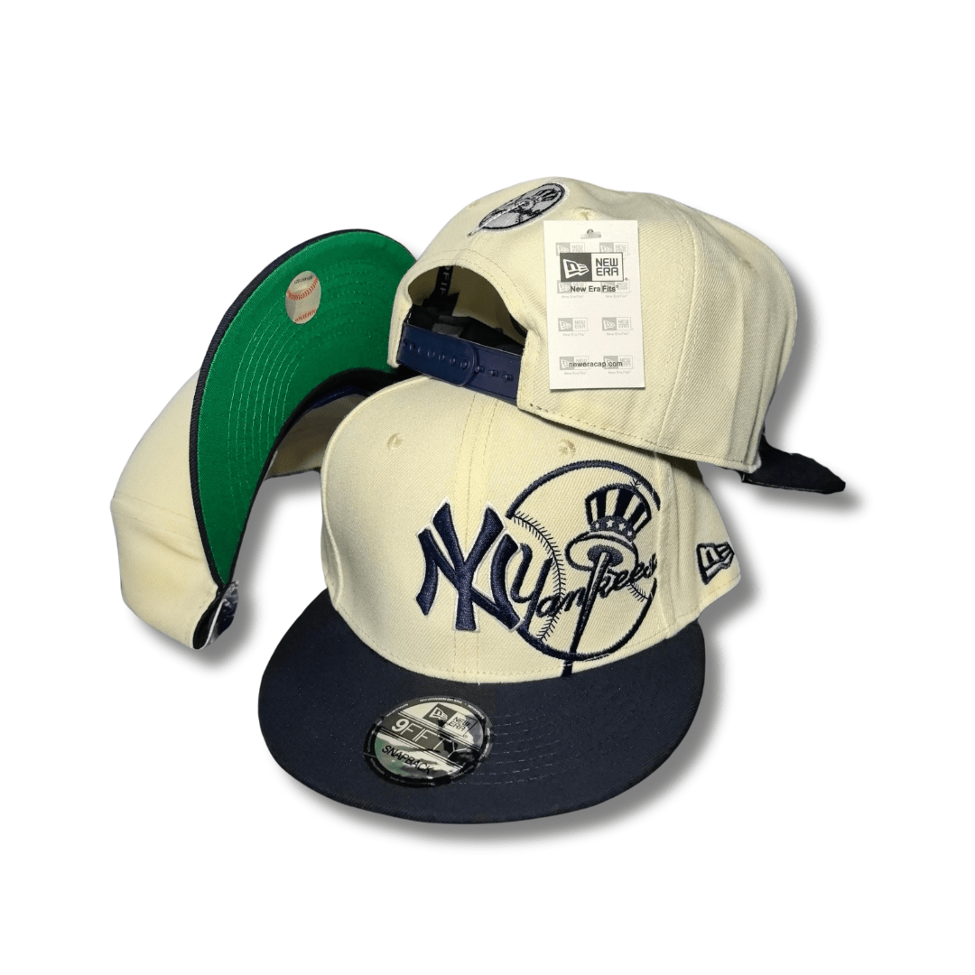 New York Yankees Cream and Navy New Era 9Fifty - Snapback Cap — view 1