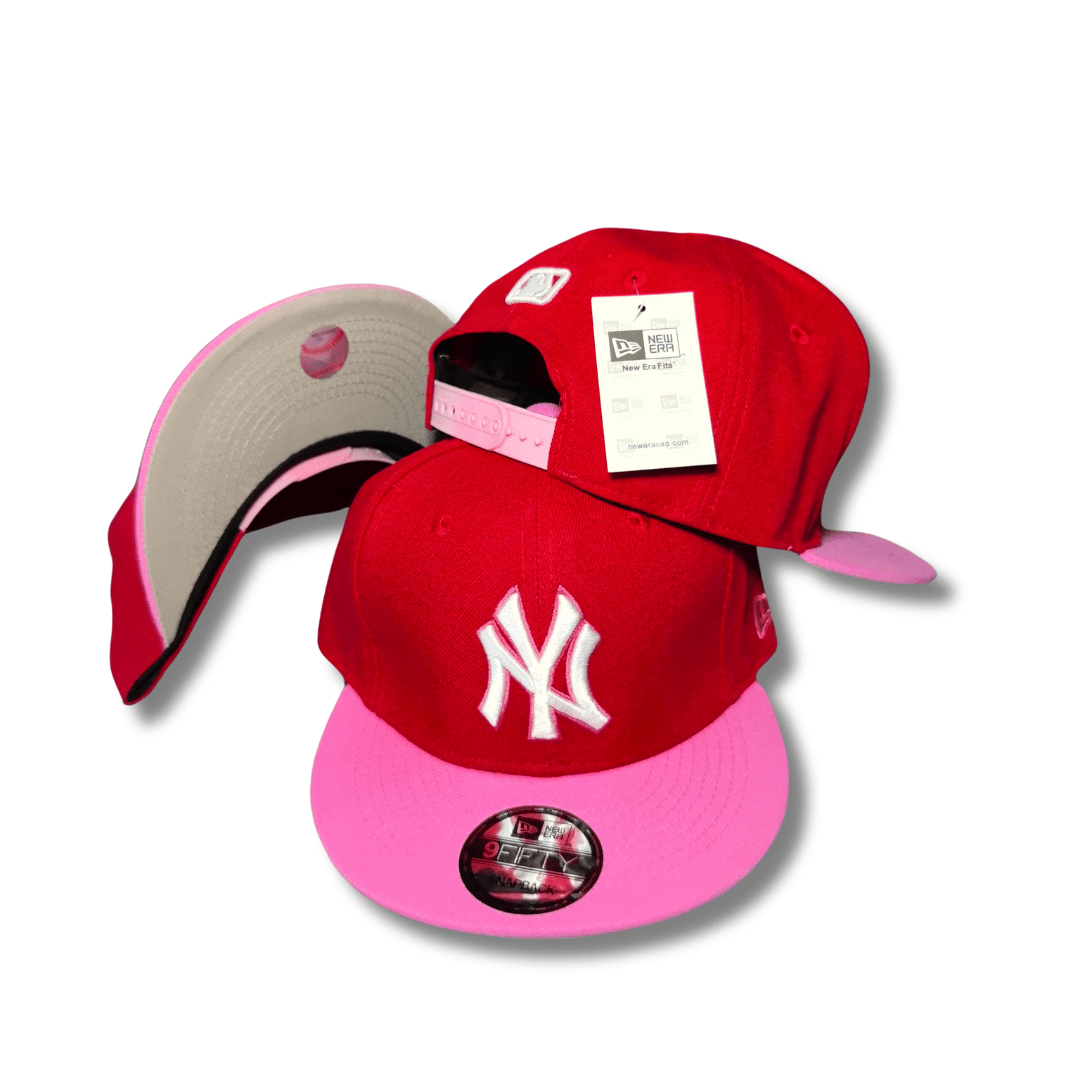 New York Yankees Red and Pink Bold Design with White Logo – Snapback Cap — view 1