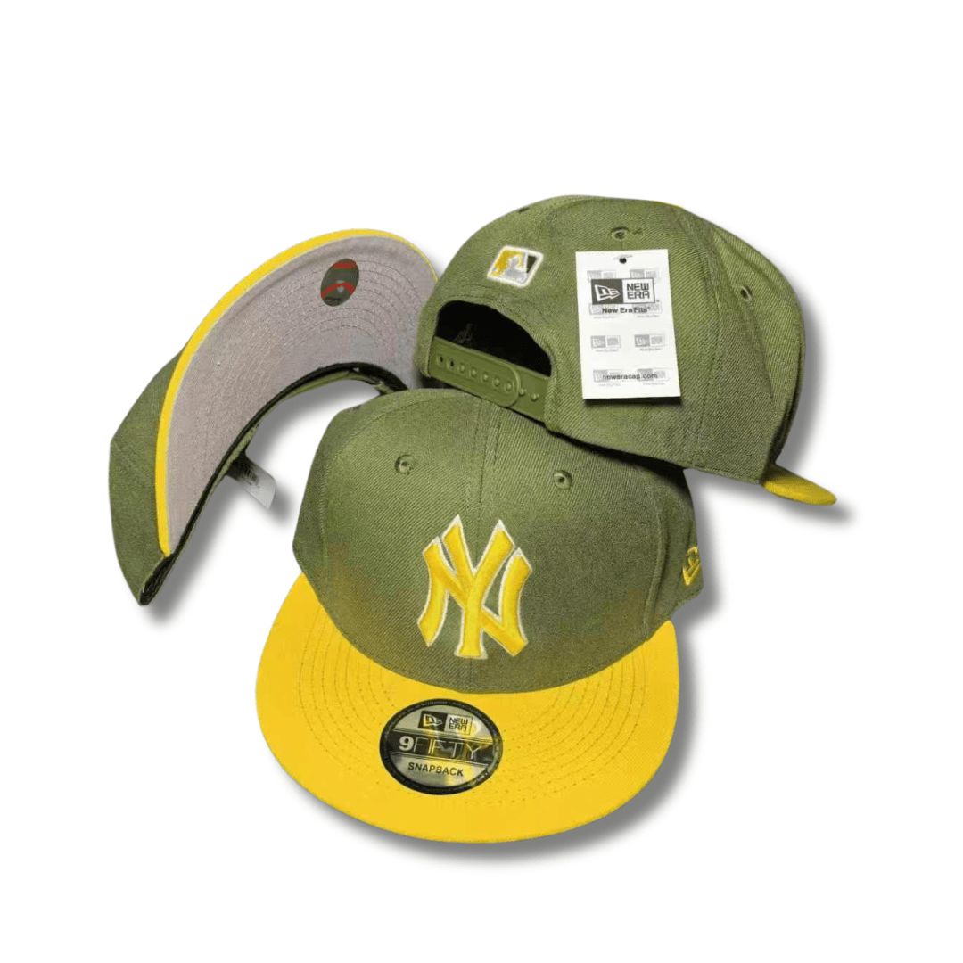 New York Yankees 9FIFTY Olive Green with Yellow Brim and Logo – Snapback Cap — view 1